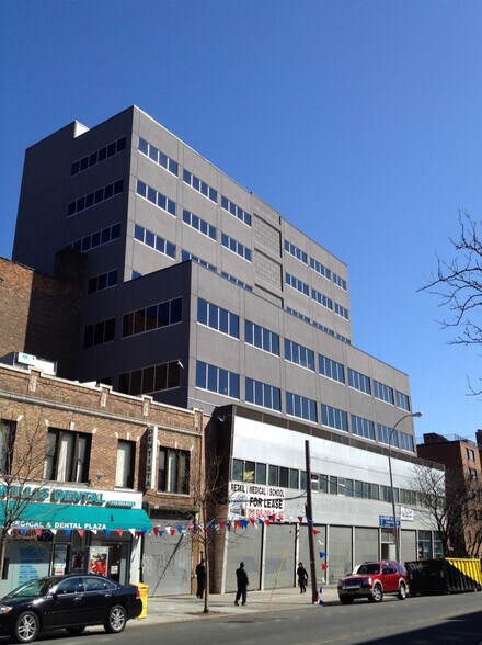 423 E 138TH St, Bronx, NY à louer - Photo du bâtiment - Image 2 de 7