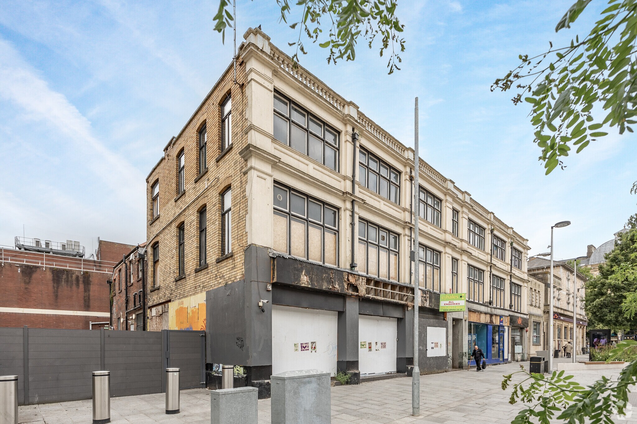 4-4A Churchill Way, Cardiff à vendre Photo principale- Image 1 de 4