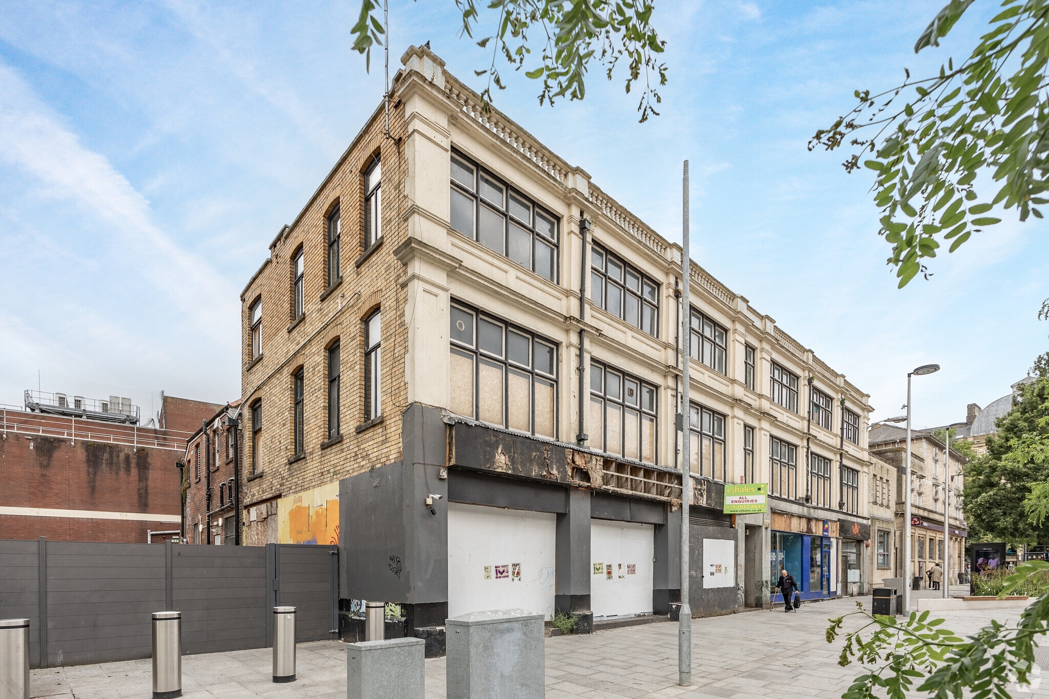 4-4A Churchill Way, Cardiff for sale Primary Photo- Image 1 of 4