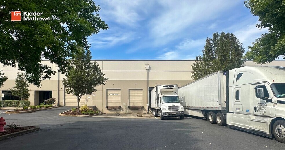 4201 NE 161st Ave, Portland, OR à louer - Photo du bâtiment - Image 3 de 18