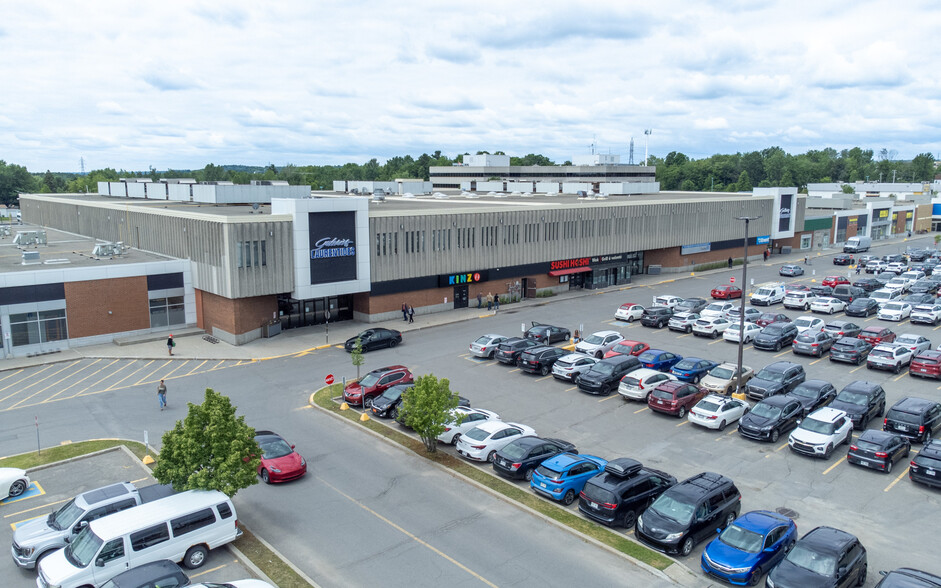 500-570 Boul des Laurentides, St-Jérôme, QC à louer - Photo du bâtiment - Image 3 de 6