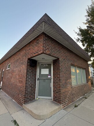 Plus de détails pour 4155 Addison St, Chicago, IL - Bureau/Commerce de détail à louer