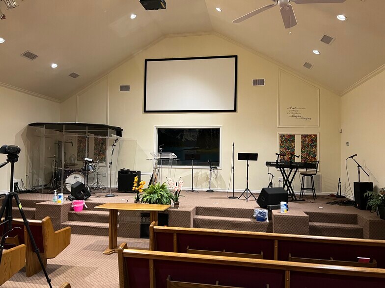 544 Tipton Rd, Irving, TX à vendre - Photo intérieure - Image 2 de 4