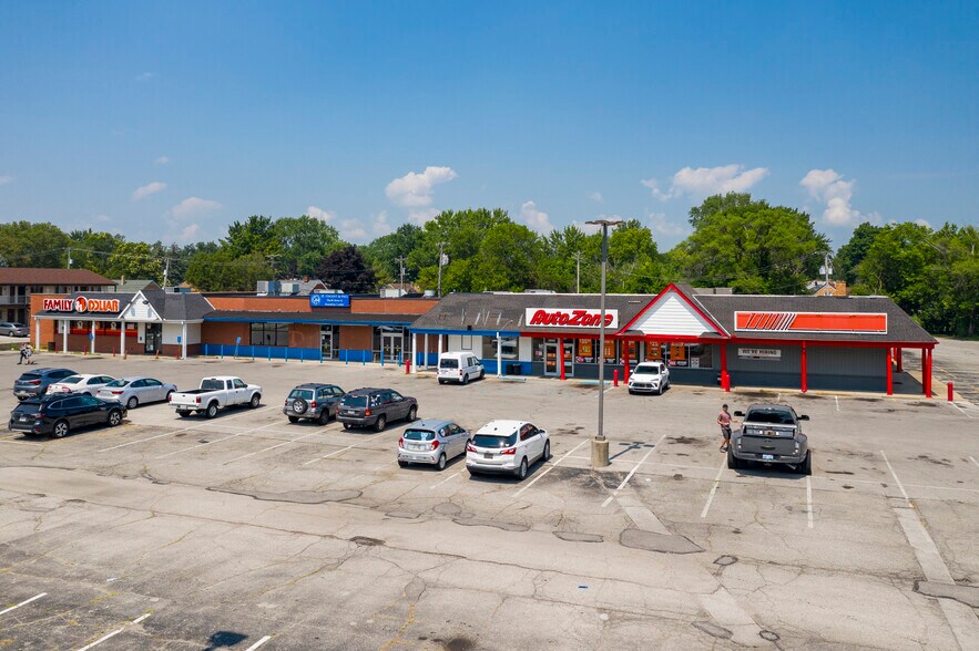 2936-2944 W Sylvania Ave, Toledo, OH à vendre - Photo du bâtiment - Image 2 de 8