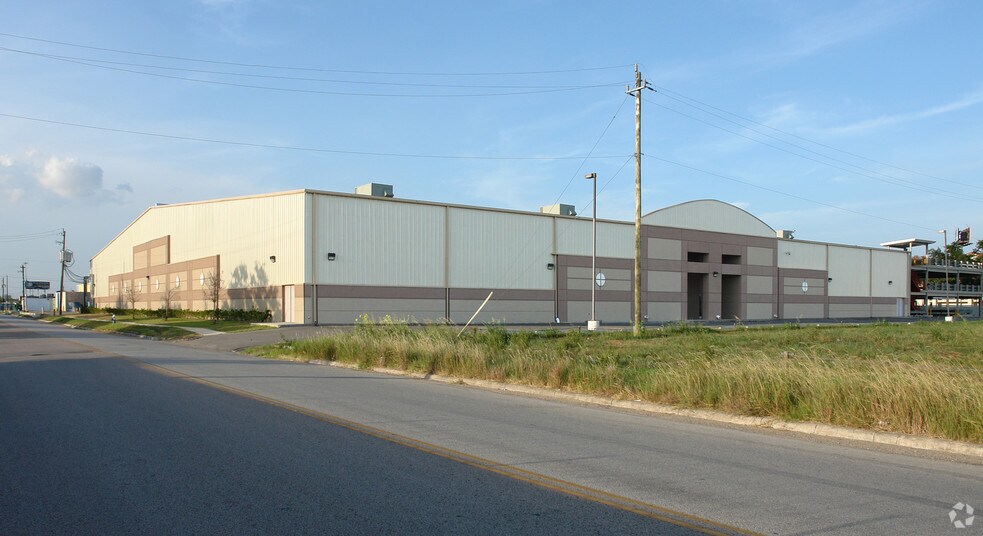 9820 Gulf Fwy, Houston, TX à louer - Photo du bâtiment - Image 2 de 3