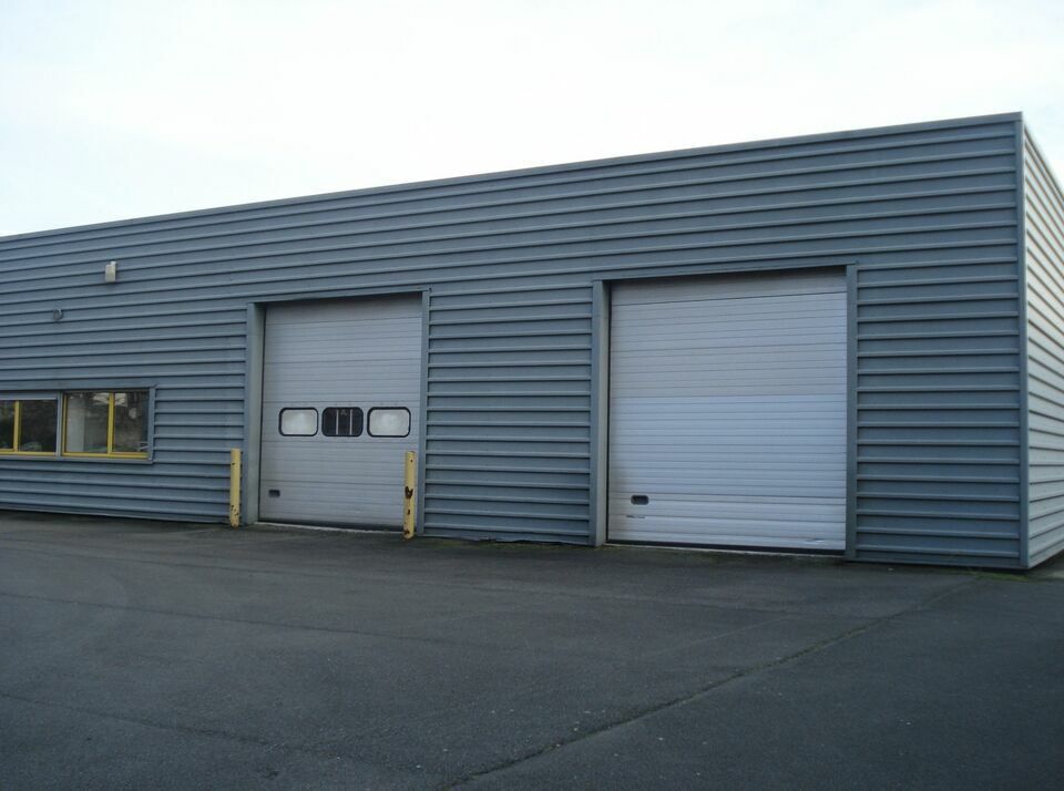 Industrial in Tourcoing for lease Building Photo- Image 1 of 7