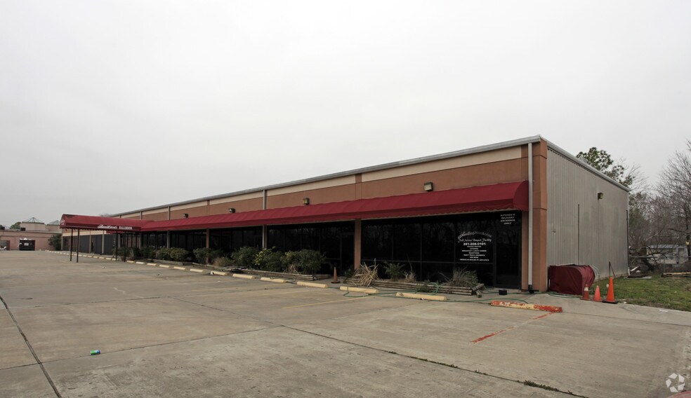 867 Dulles Ave, Stafford, TX à louer - Photo du bâtiment - Image 3 de 13