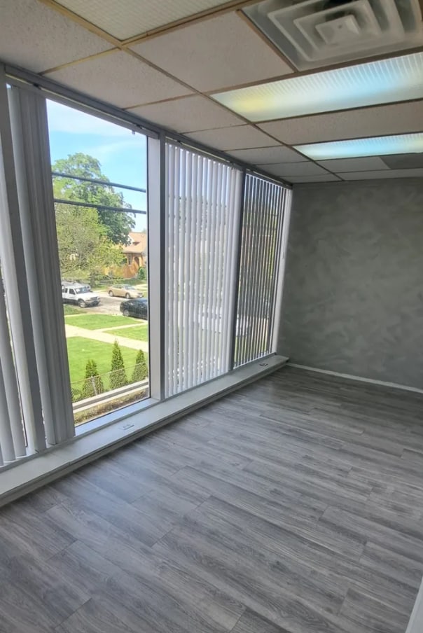 7000 W North Ave, Chicago, IL for sale Interior Photo- Image 1 of 2