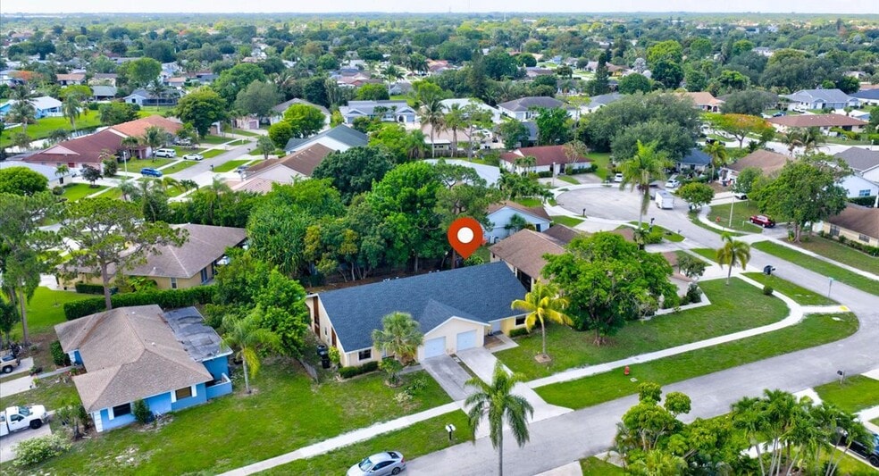 12452 Guilford Way, Wellington, FL for sale - Building Photo - Image 2 of 21