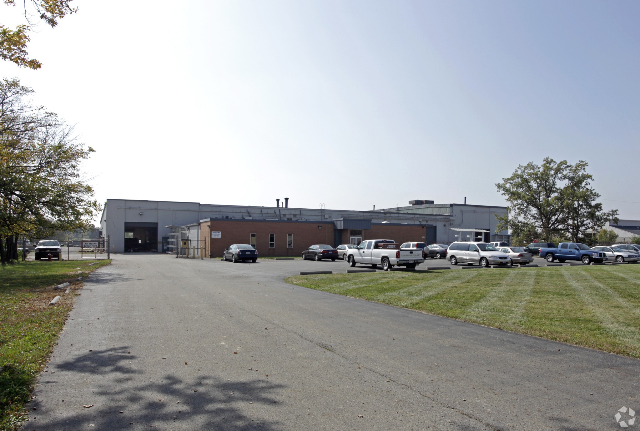 1939 Refugee Rd, Columbus, OH for sale Primary Photo- Image 1 of 10