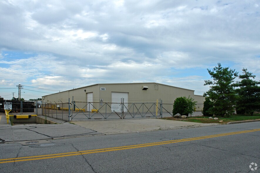 1402 S Merrifield Ave, Mishawaka, IN à vendre - Photo principale - Image 1 de 1