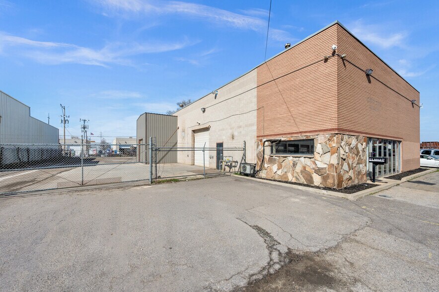 122 Navajo St, Salt Lake City, UT à louer - Photo du bâtiment - Image 3 de 24