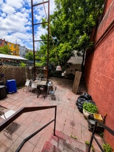 214 Court St, Brooklyn, NY for lease Interior Photo- Image 2 of 4