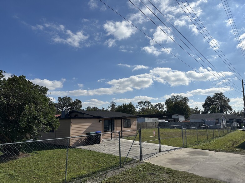 4736 W Concord Ave, Orlando, FL for lease - Building Photo - Image 1 of 13