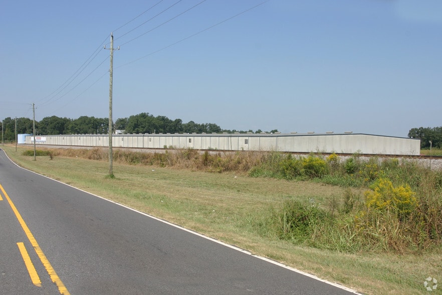 2727 Salisbury Hwy, Statesville, NC for lease - Building Photo - Image 2 of 7