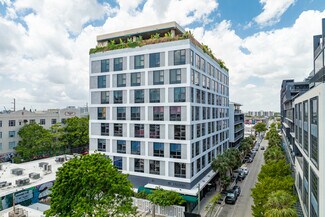 Plus de détails pour 222 NW 24th St, Miami, FL - Bureau à louer