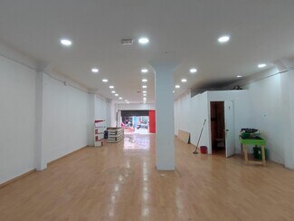 Plus de détails pour Commerce de détail à louer