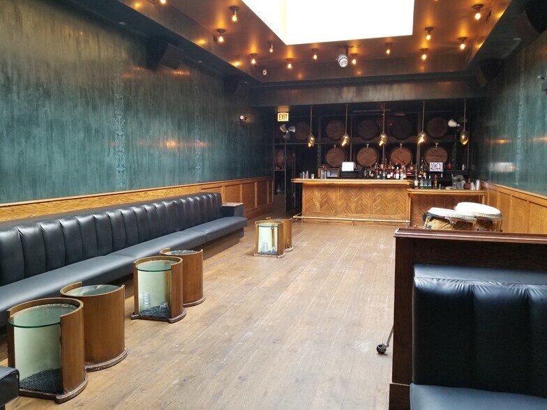 738 W Randolph St, Chicago, IL à vendre - Photo du bâtiment - Image 3 de 13