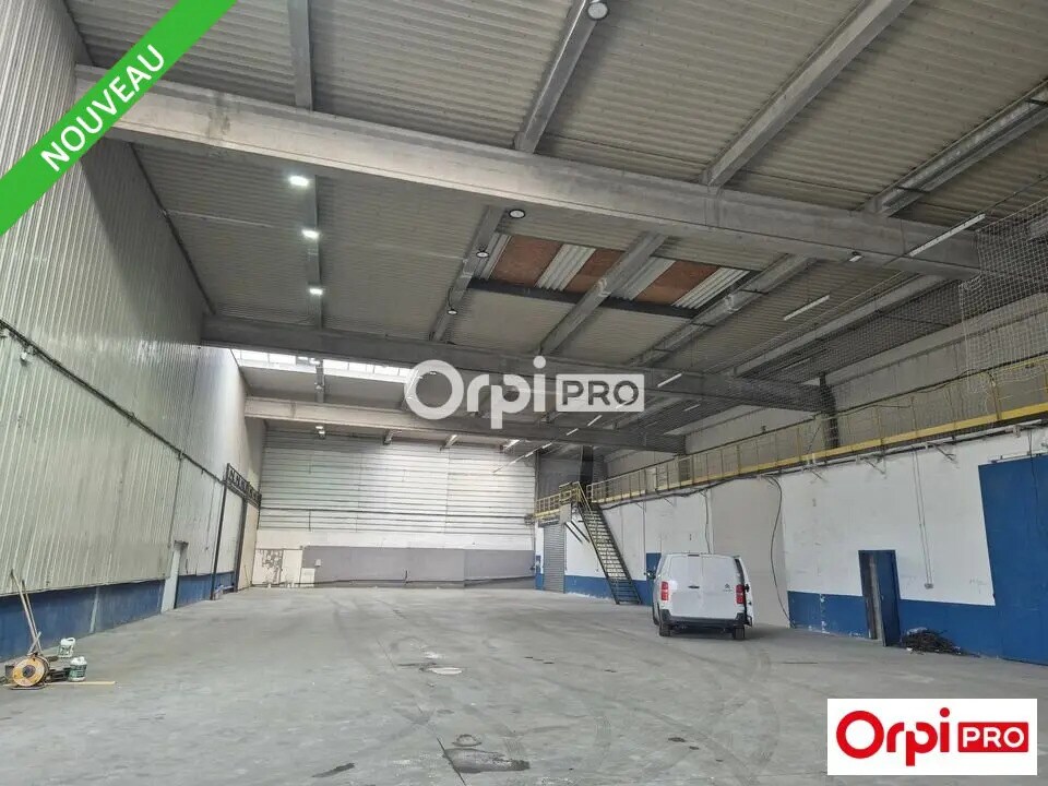 Flex in Valence for lease Building Photo- Image 1 of 8