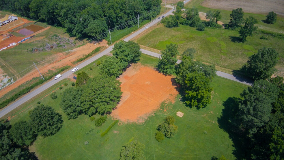 6287 Wall Triana Hwy, Madison, AL for sale - Building Photo - Image 3 of 8