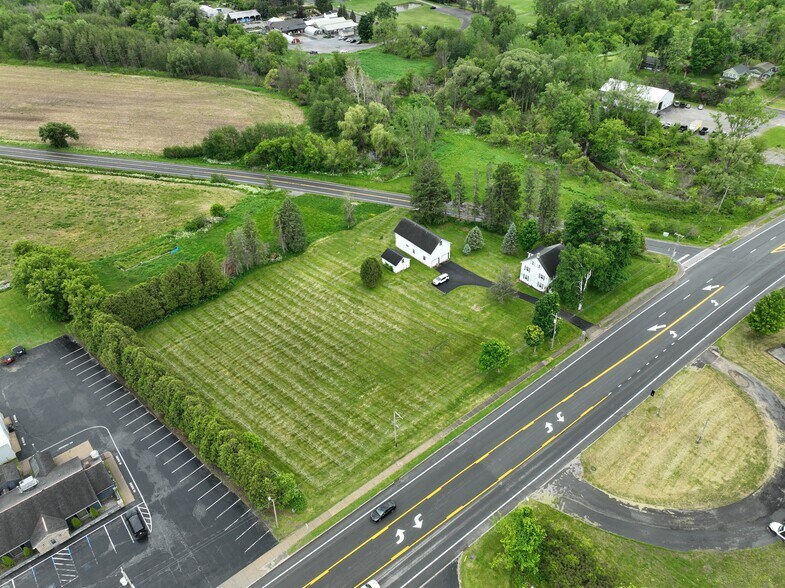 7738 RT-5, Clinton, NY à vendre - Photo du bâtiment - Image 3 de 3