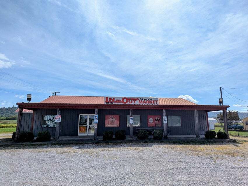 576 Highway 3106, Monticello, KY à vendre Photo principale- Image 1 de 7