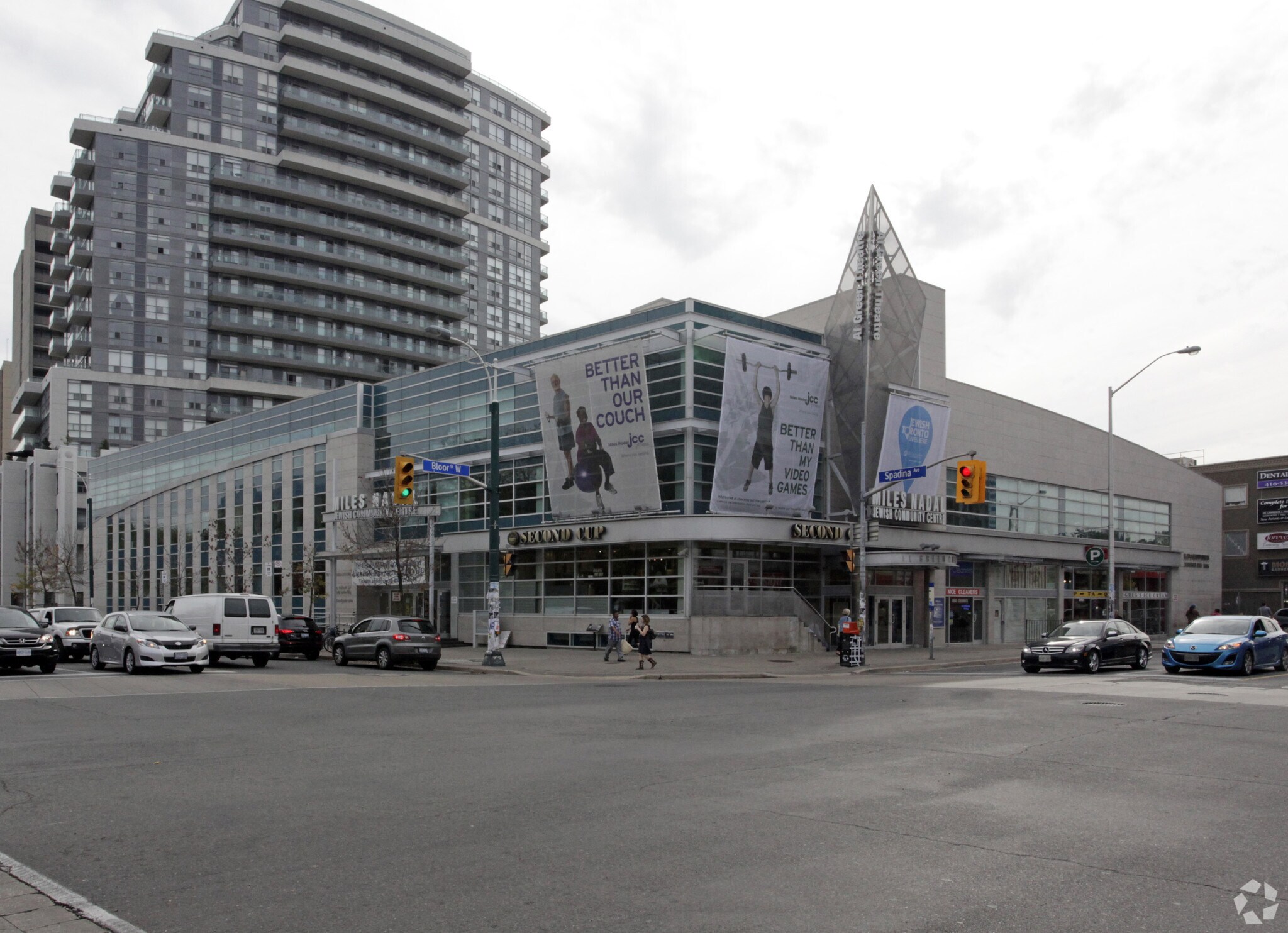 750 Spadina Ave, Toronto, ON à vendre Photo principale- Image 1 de 3