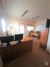 Retail in Arganda del Rey, Madrid for lease Interior Photo- Image 2 of 7