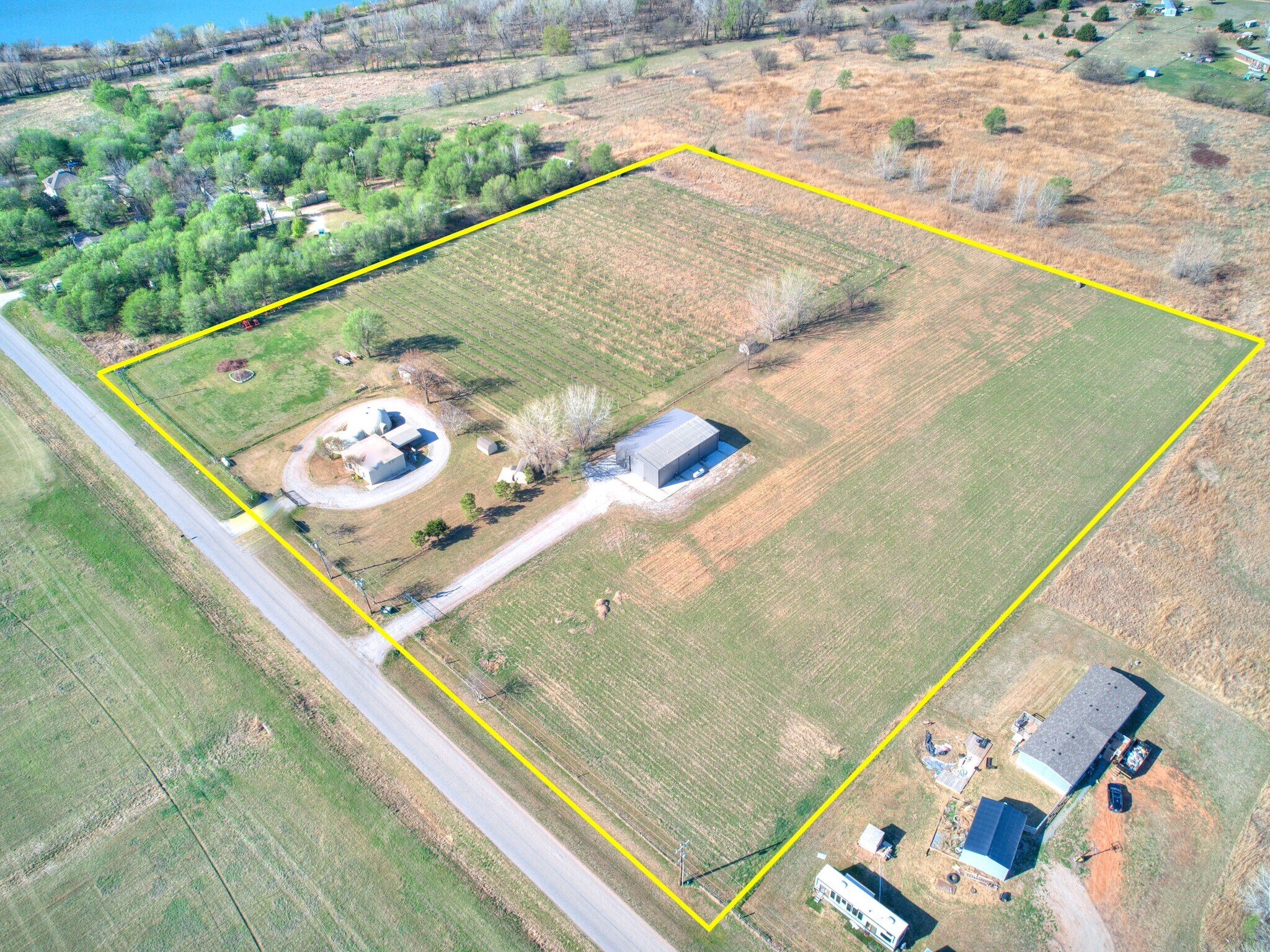 6745 N Gregory Rd, Yukon, OK à vendre Photo principale- Image 1 de 26