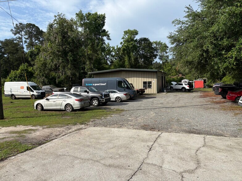 2680 US Highway 80, Bloomingdale, GA à vendre - Photo du bâtiment - Image 2 de 12