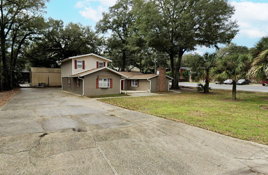 109 Kelly Rd, Niceville, FL for lease - Primary Photo - Image 1 of 1