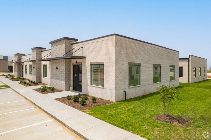 30625 Kingsland Blvd, Brookshire, TX à louer - Photo du bâtiment - Image 1 de 42