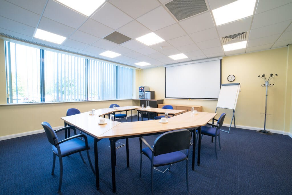 Oracle Dr, Solihull for lease Interior Photo- Image 1 of 2