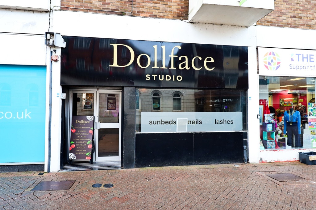 2 Harefield Rd, Nuneaton à vendre Photo principale- Image 1 de 10