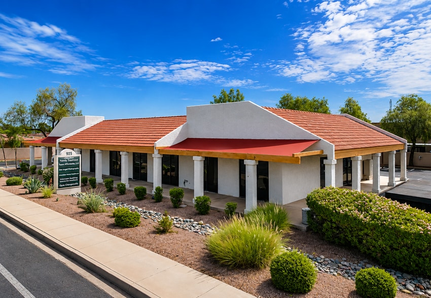 919-925 N Stapley Dr, Mesa, AZ for sale - Building Photo - Image 2 of 6