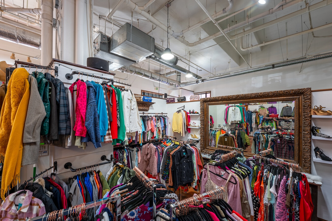 427 9th Ave, San Diego, CA 92101 - Unit 437 - - Interior Photo - Image 2 of 9