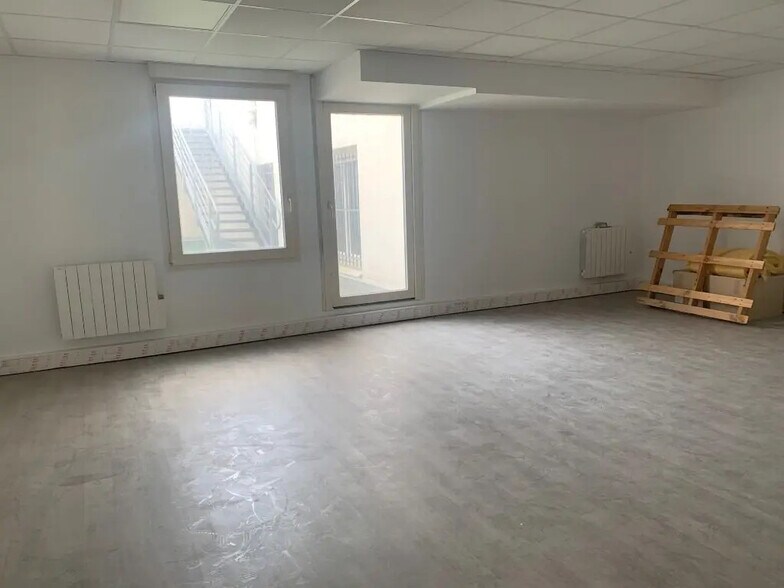 Bureau dans Dijon à vendre - Photo du bâtiment - Image 2 de 5