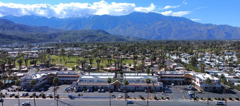 35325 Date Palm Dr, Cathedral City, CA à louer - Photo du bâtiment - Image 2 de 9