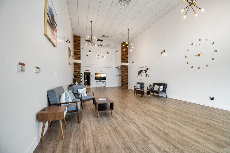 3390 Kori Rd, Jacksonville, FL à vendre - Photo intérieure - Image 3 de 58