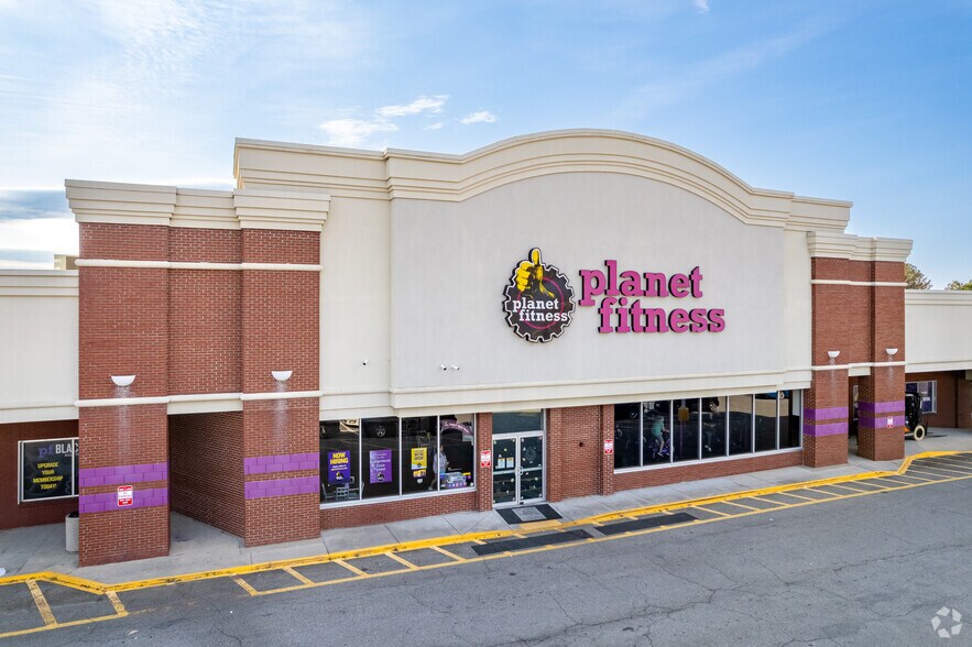 867 Joe Frank Harris Pky SE, Cartersville, GA à louer - Photo du bâtiment - Image 3 de 10