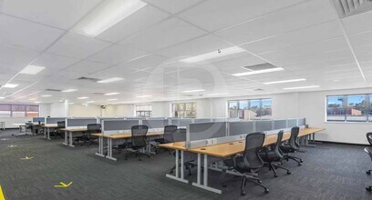 22F Powers Rd, Seven Hills à louer Photo intérieure- Image 2 de 3