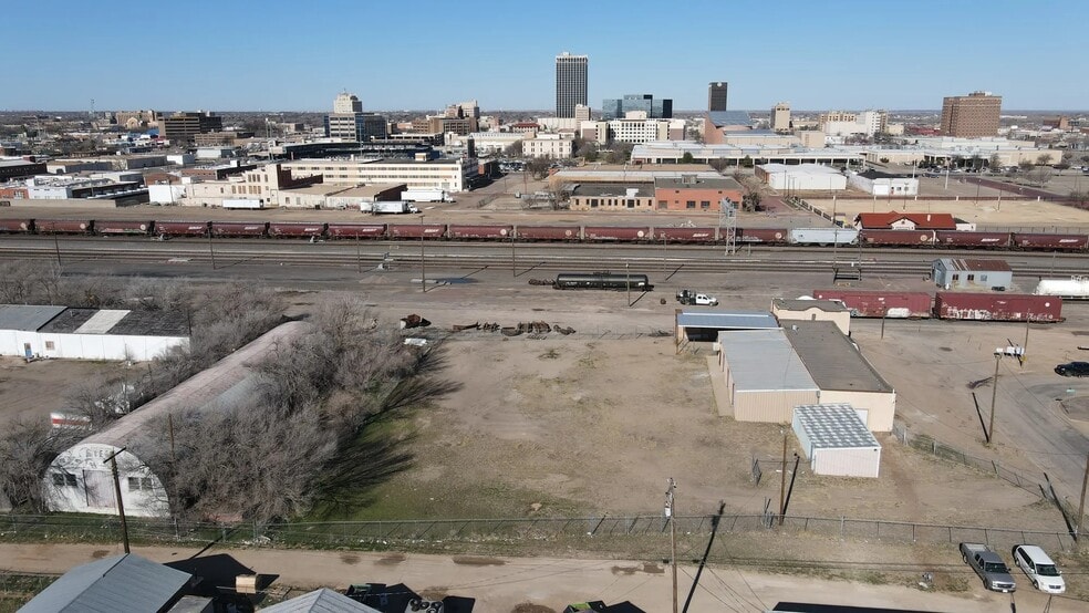 1004 E 5th Ave, Amarillo, TX for lease - Aerial - Image 3 of 9