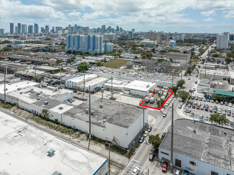 1390 NW 22nd St, Miami, FL for sale - Aerial - Image 1 of 4