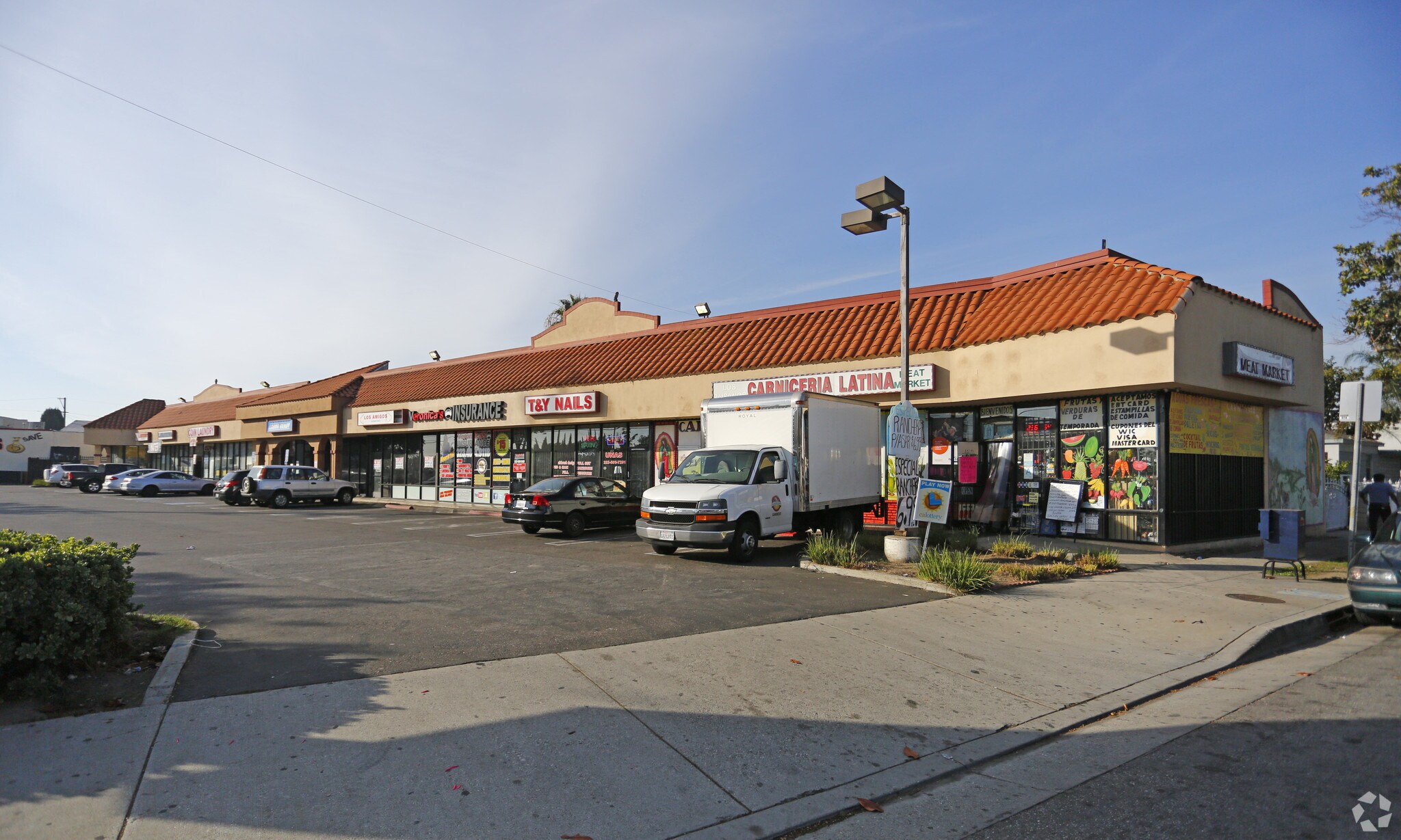 9201 Long Beach Blvd, South Gate, CA for lease Primary Photo- Image 1 of 10