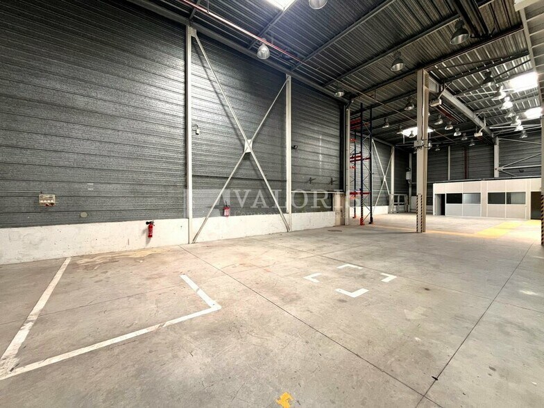 685 Rue Georges Claude, Aix-en-Provence for lease - Building Photo - Image 3 of 6