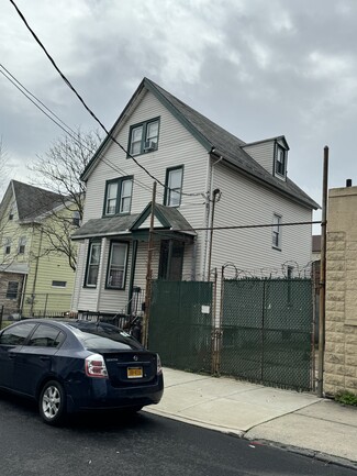 Plus de détails pour 136 Prospect St, Staten Island, NY - Multi-résidentiel à vendre