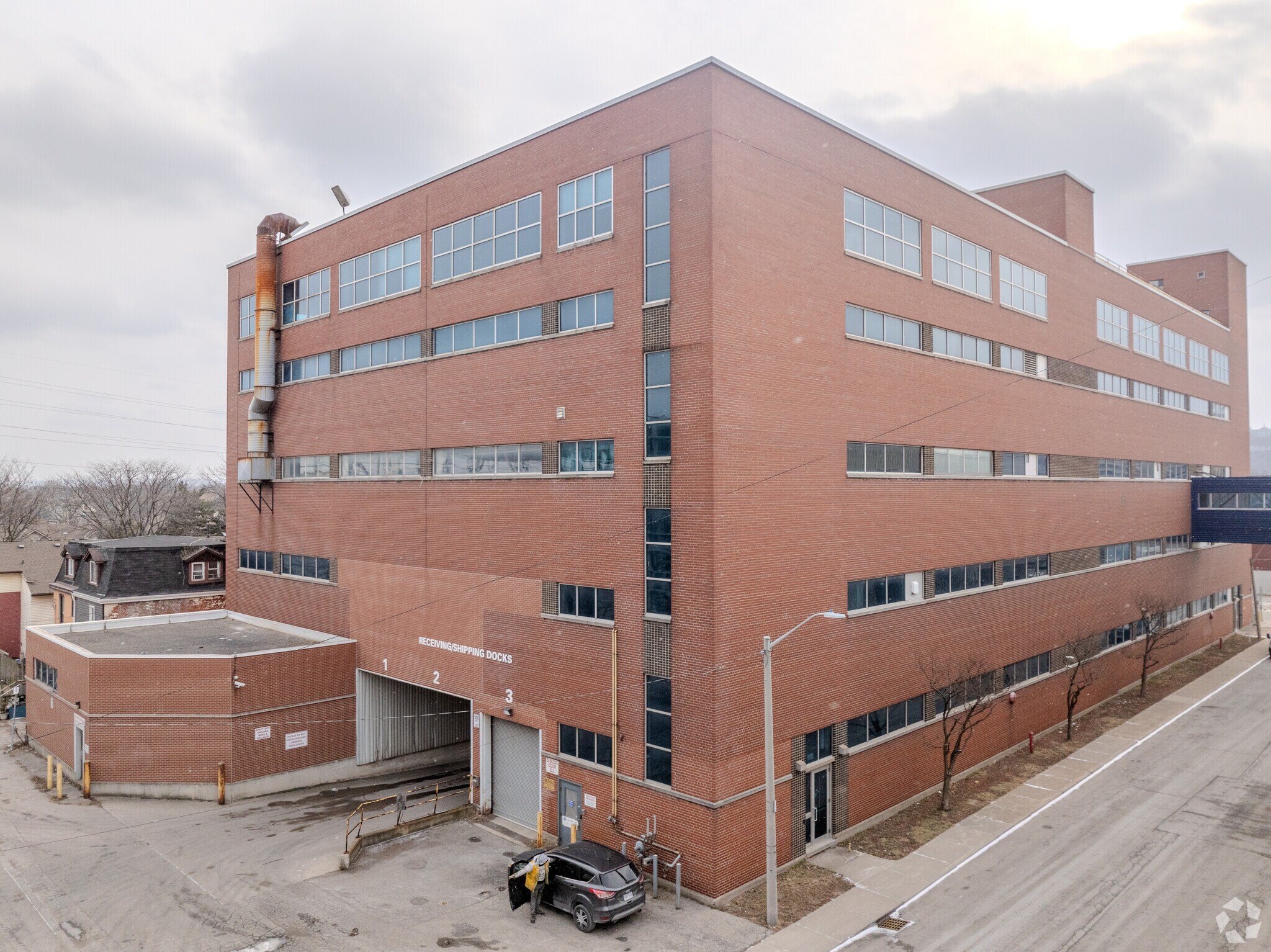 30 Milton Ave, Hamilton, ON à vendre Photo principale- Image 1 de 1