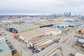 4027 7th St SE, Calgary, AB - AERIAL  map view