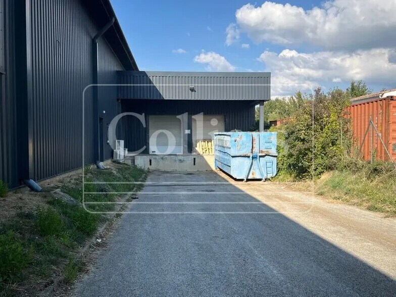 Office in Peynier for lease - Building Photo - Image 2 of 13