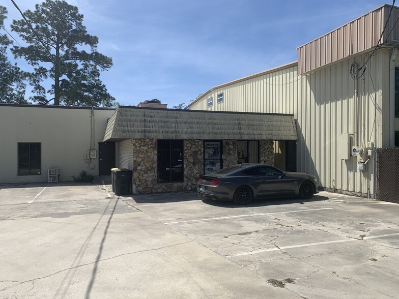 1876 Everlee Rd, Jacksonville, FL for lease - Primary Photo - Image 1 of 5